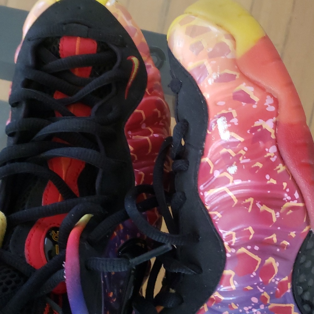 Asteroid foamposite sneakers - Picture 7 of 15